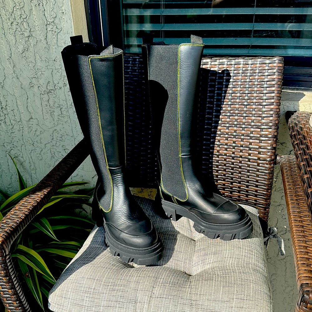 *NWOB* GANNI KNEE HIGH CHELSEA BOOT - 39
